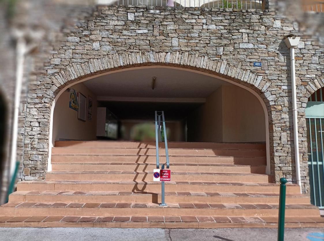Port Cogolin, T2 Calme Dans Belle Residence, Piscine, Proche St Tropez المظهر الخارجي الصورة